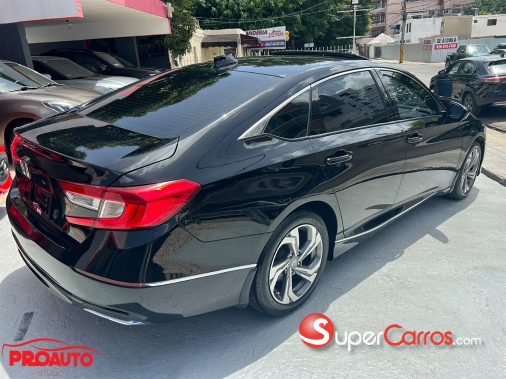 2019 Honda Accord EX — foto 6 / 10