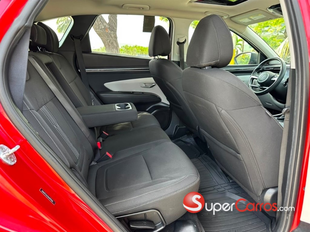 2022 Hyundai Tucson SEL — foto 9 / 12