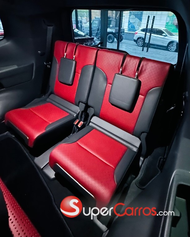 2026 Toyota Land Cruiser 300 VX-R — foto 9 / 12