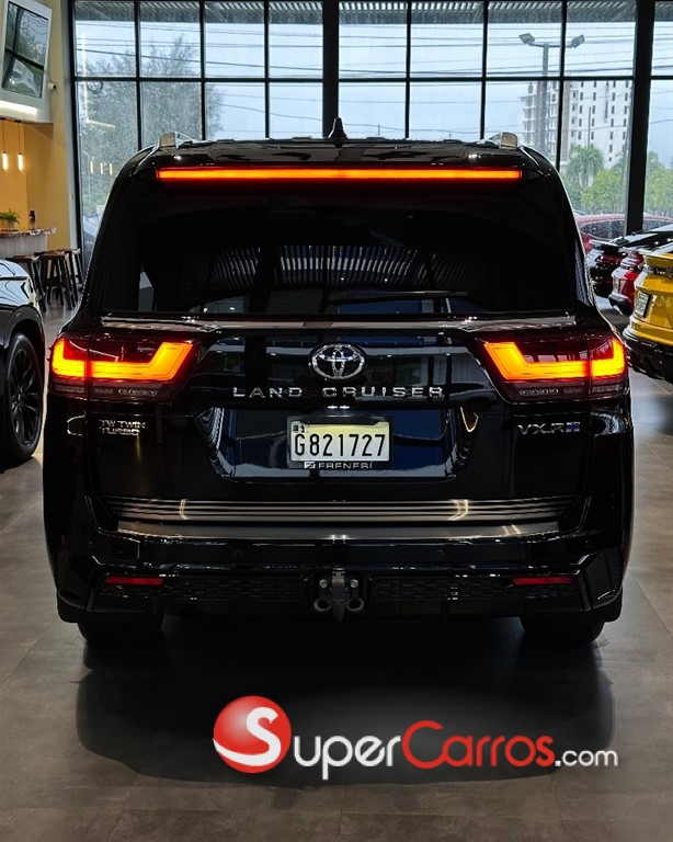 2026 Toyota Land Cruiser 300 VX-R — foto 11 / 12