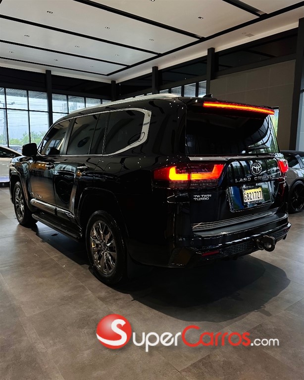 2026 Toyota Land Cruiser 300 VX-R — foto 12 / 12