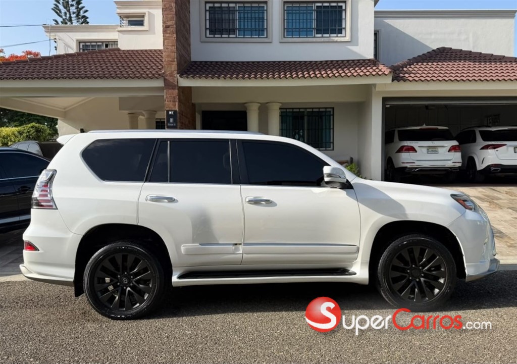 2016 Lexus GX 460 — foto 3 / 9