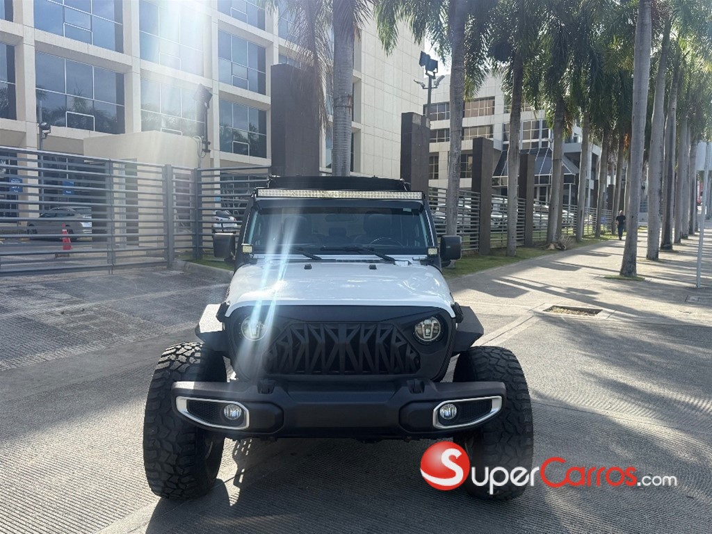 2020 Jeep Gladiator Sport — foto 3 / 11