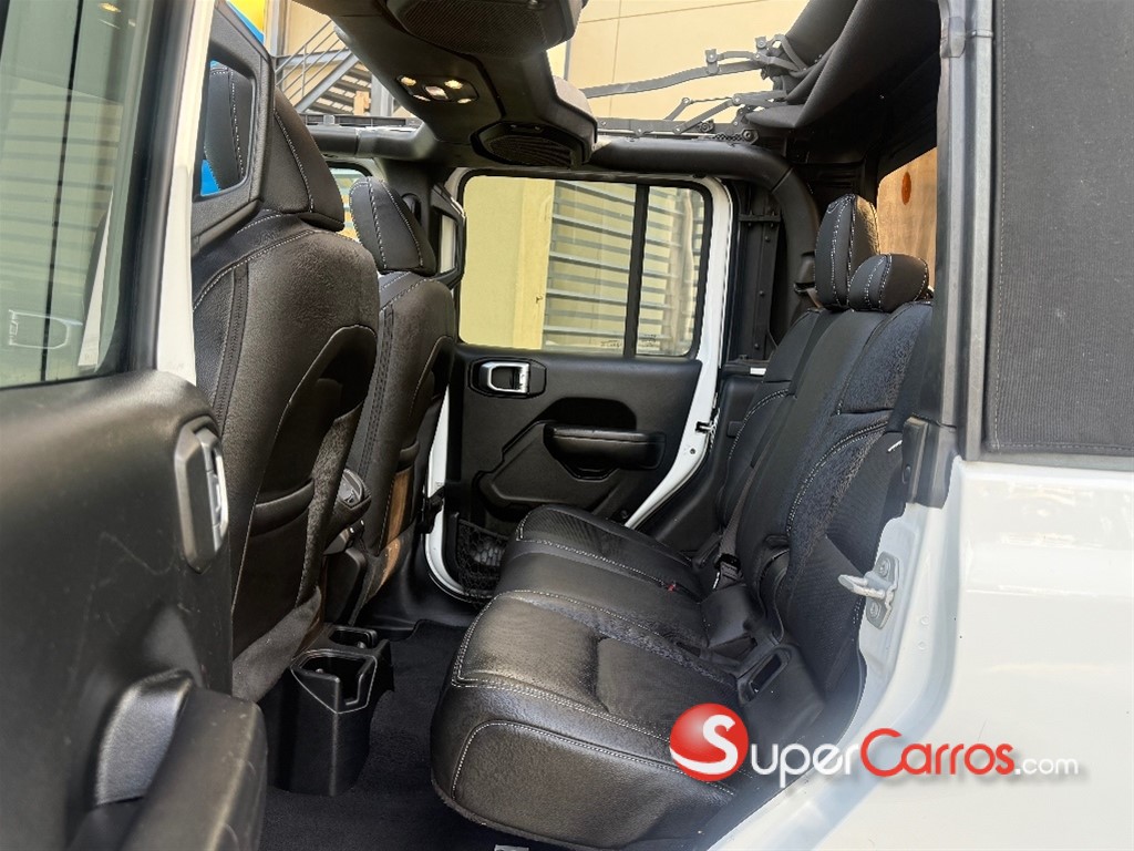 2020 Jeep Gladiator Sport — foto 5 / 11