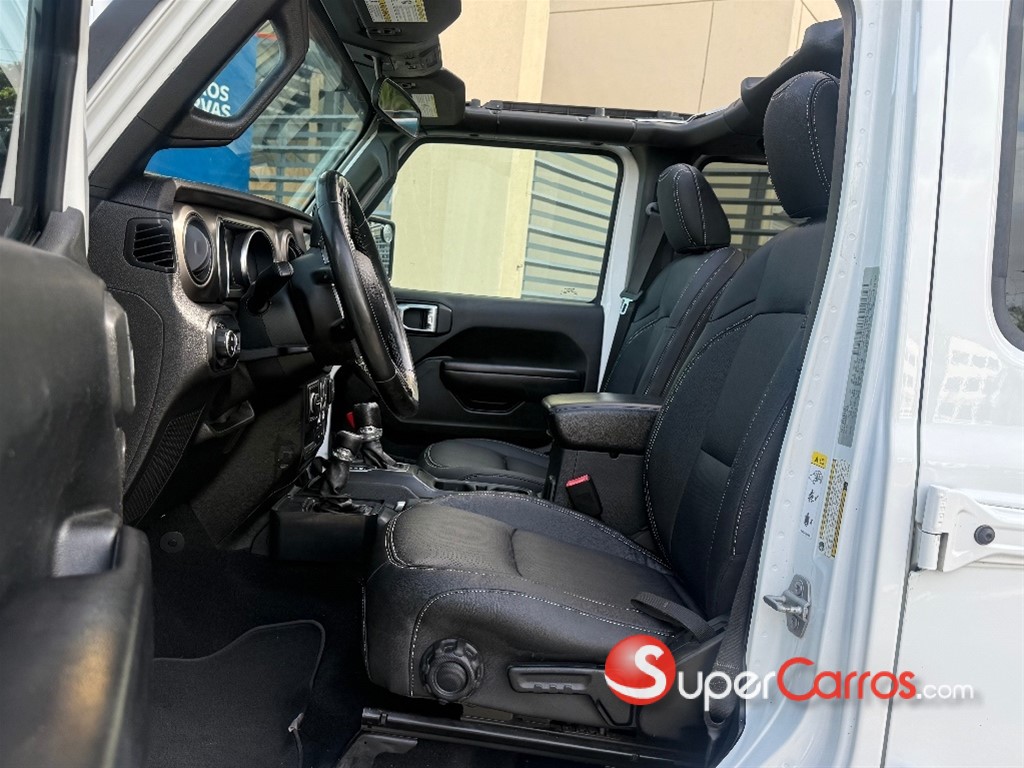 2020 Jeep Gladiator Sport — foto 6 / 11