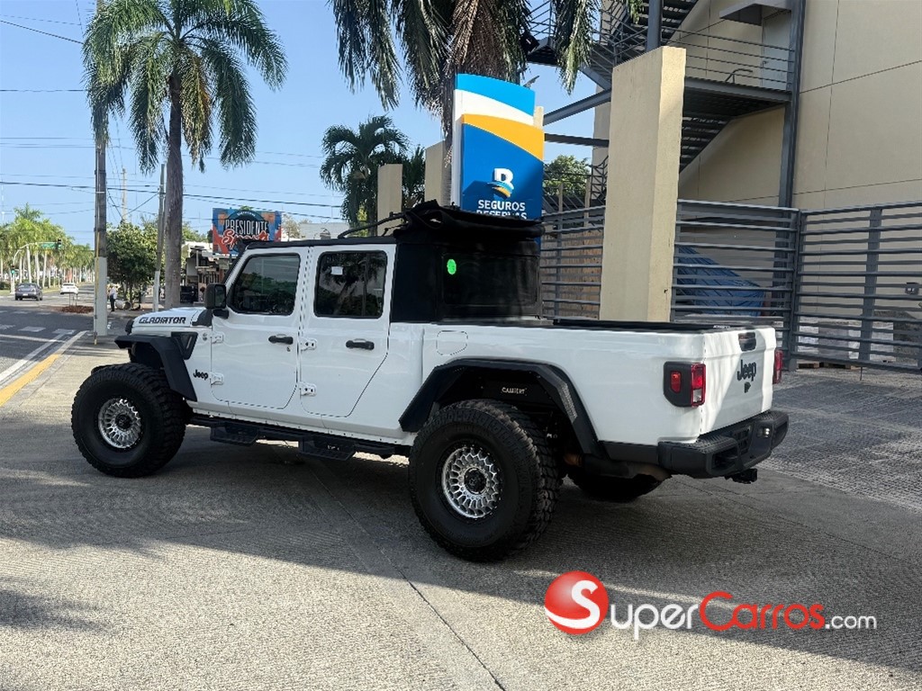 2020 Jeep Gladiator Sport — foto 9 / 11