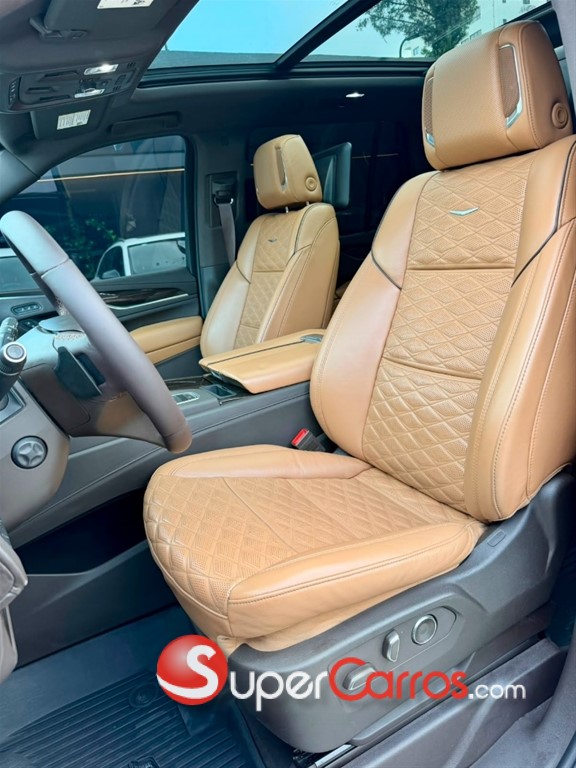 2021 Cadillac Escalade Premium Luxury Long — foto 6 / 11