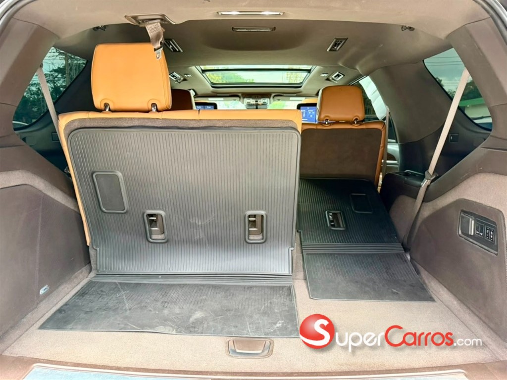 2021 Cadillac Escalade Premium Luxury Long — foto 9 / 11