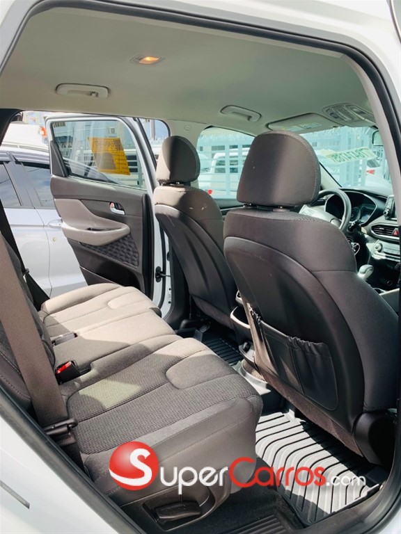 2020 Hyundai Santa Fe — foto 7 / 12