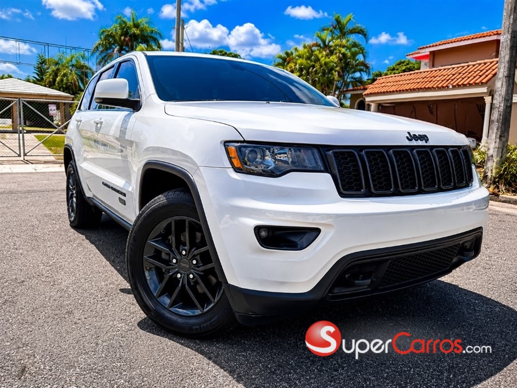 2016 Jeep Grand Cherokee Laredo — foto 5 / 8
