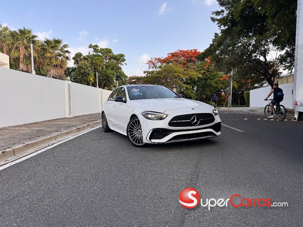 2022 Mercedes-Benz Clase C 300 AMG Hibrid