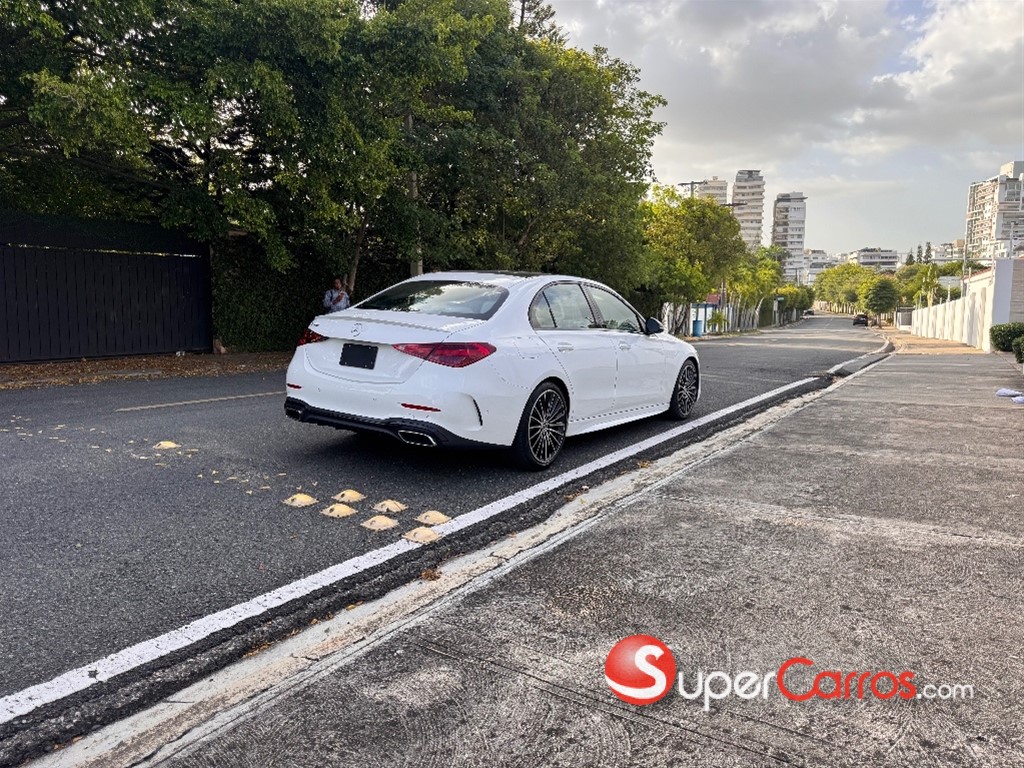 2022 Mercedes-Benz Clase C 300 AMG Hibrid — foto 5 / 12