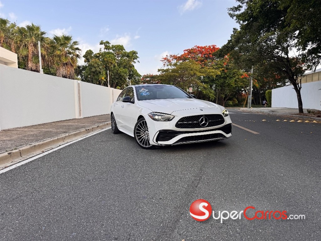 2022 Mercedes-Benz Clase C 300 AMG Hibrid — foto 11 / 12