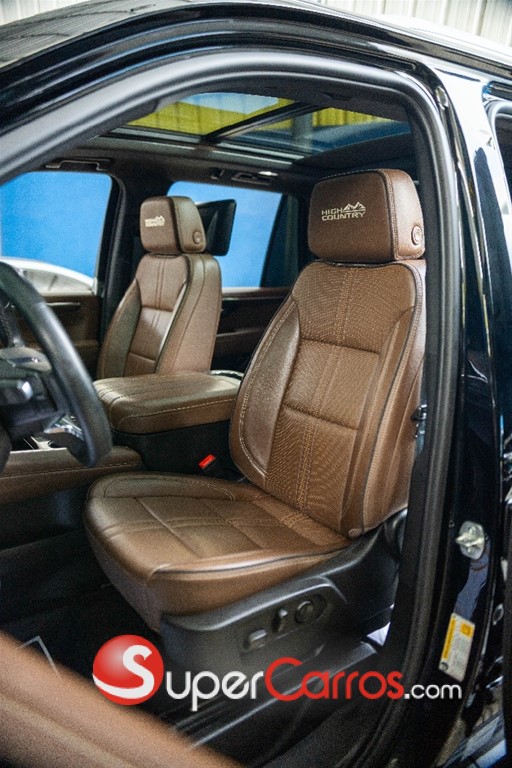 2025 Chevrolet Tahoe Highcountry — foto 9 / 12