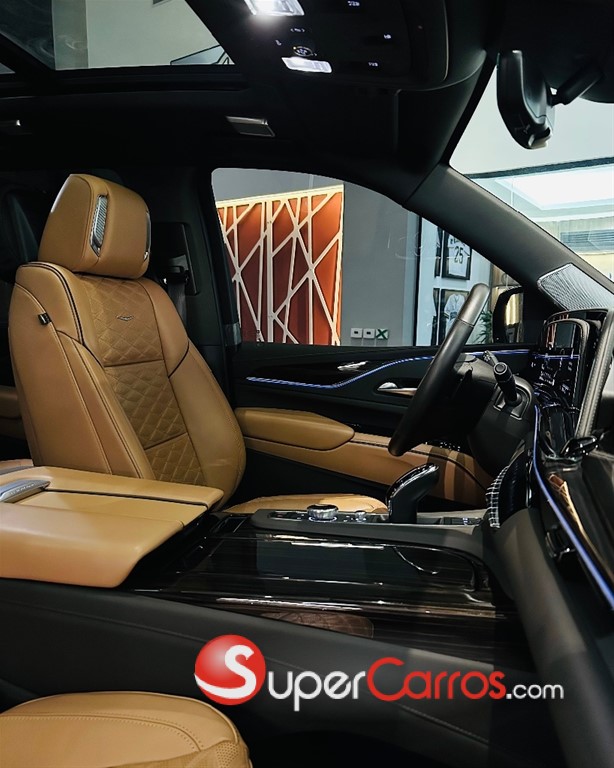 2023 Cadillac Escalade Premium Luxury Long — foto 6 / 12