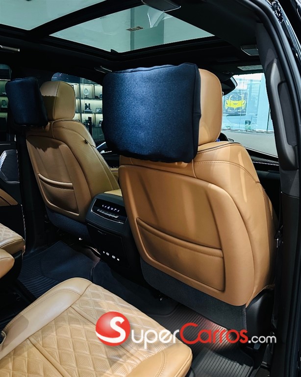 2023 Cadillac Escalade Premium Luxury Long — foto 7 / 12