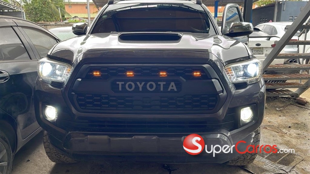 2019 Toyota Tacoma — foto 3 / 4