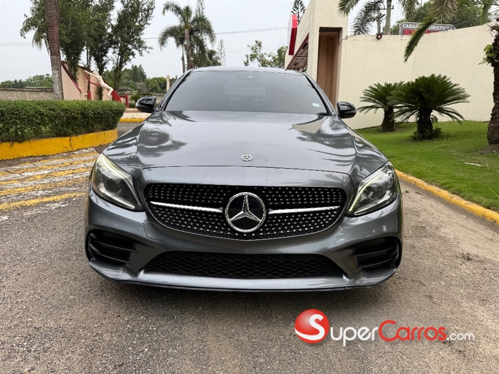 2019 Mercedes-Benz Clase C 300 AMG 4Matic