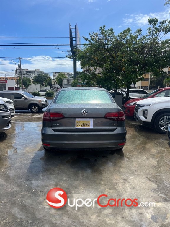 2017 Volkswagen Jetta S — foto 8 / 10