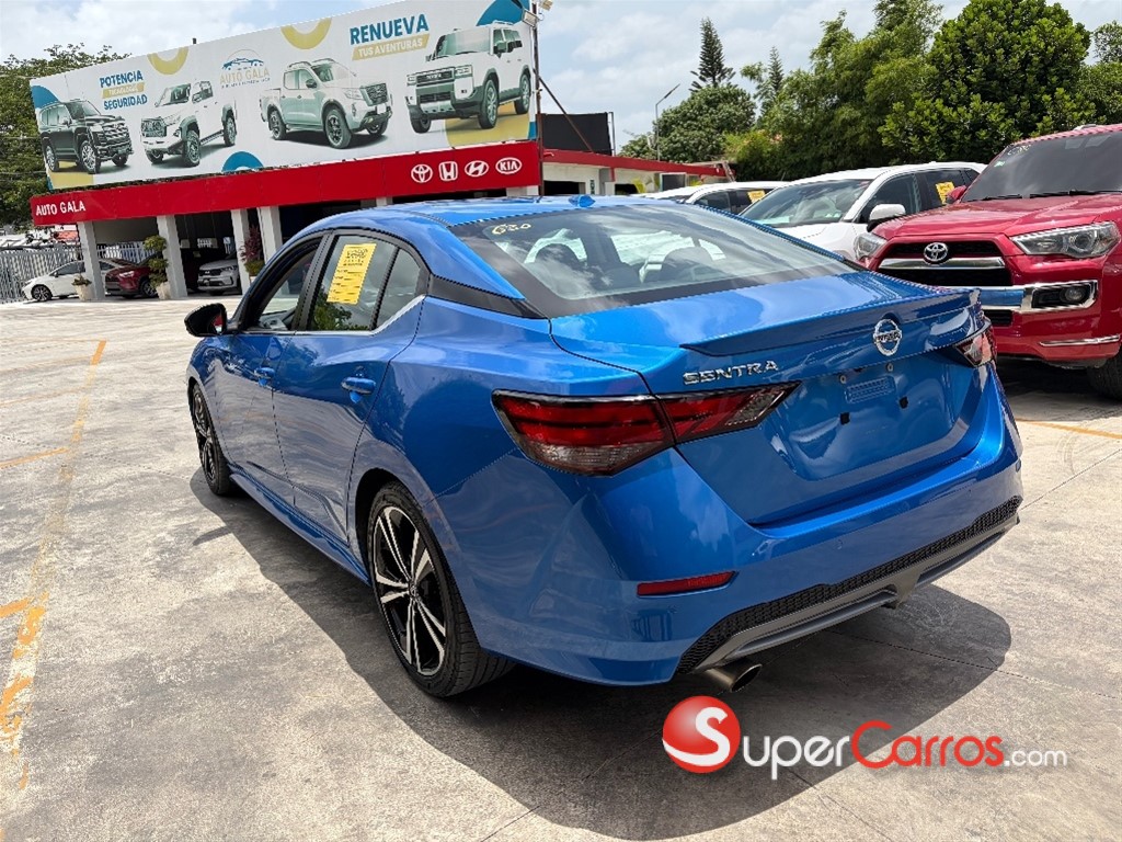 2021 Nissan Sentra SR — foto 6 / 8
