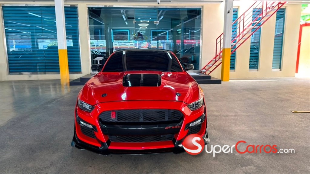 2015 Ford Mustang — foto 6 / 9