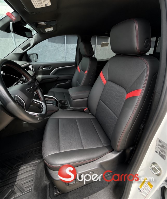 2023 Chevrolet Colorado Z71 — foto 9 / 10
