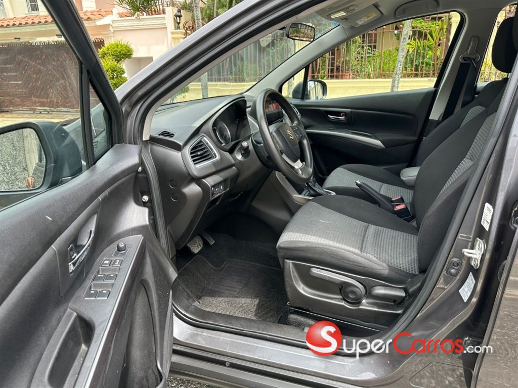 2023 Suzuki S-Cross SX4 — foto 8 / 12