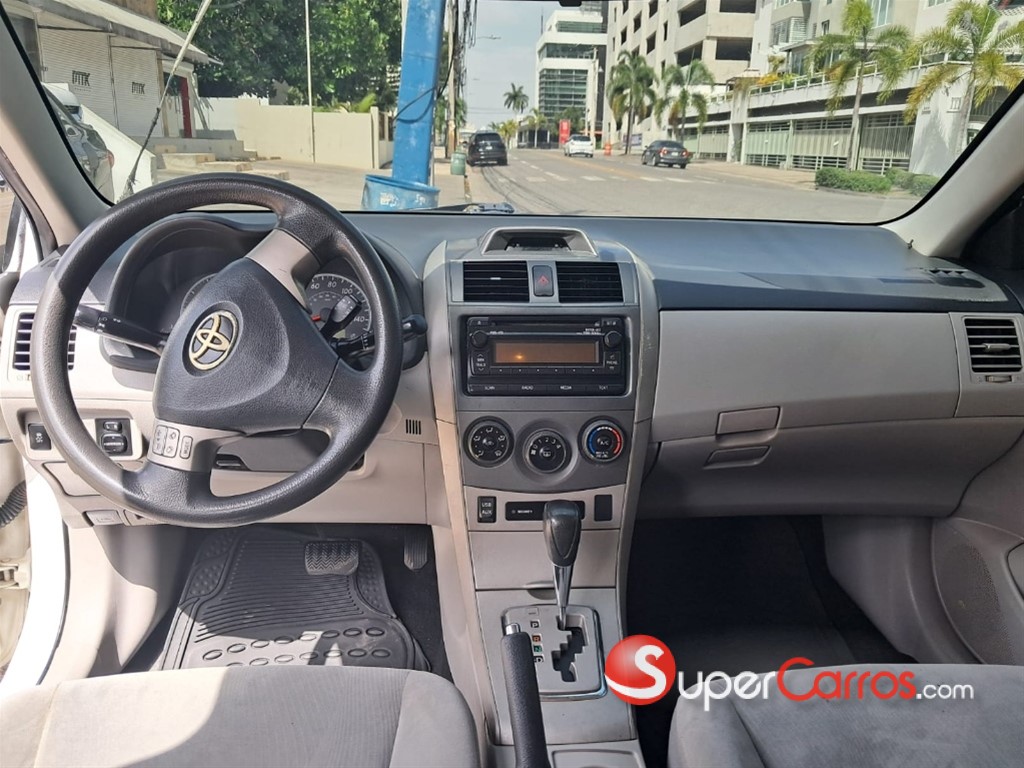 2012 Toyota Corolla LE — foto 6 / 9