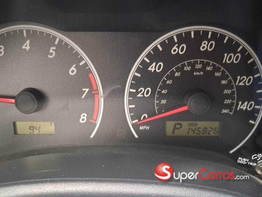 2012 Toyota Corolla LE — foto 7 / 9