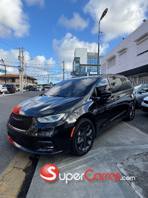 2021 Chrysler Pacifica — foto 5 / 12