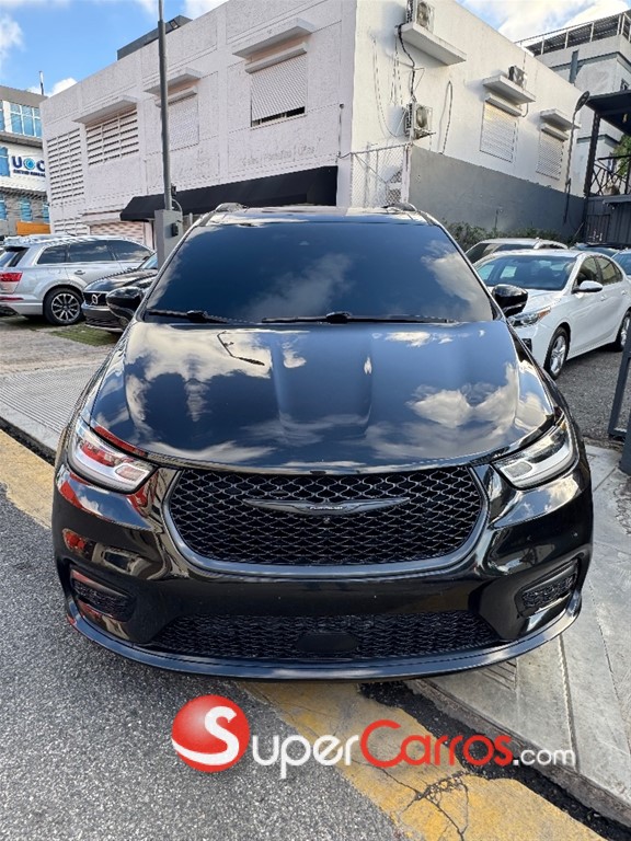2021 Chrysler Pacifica — foto 6 / 12