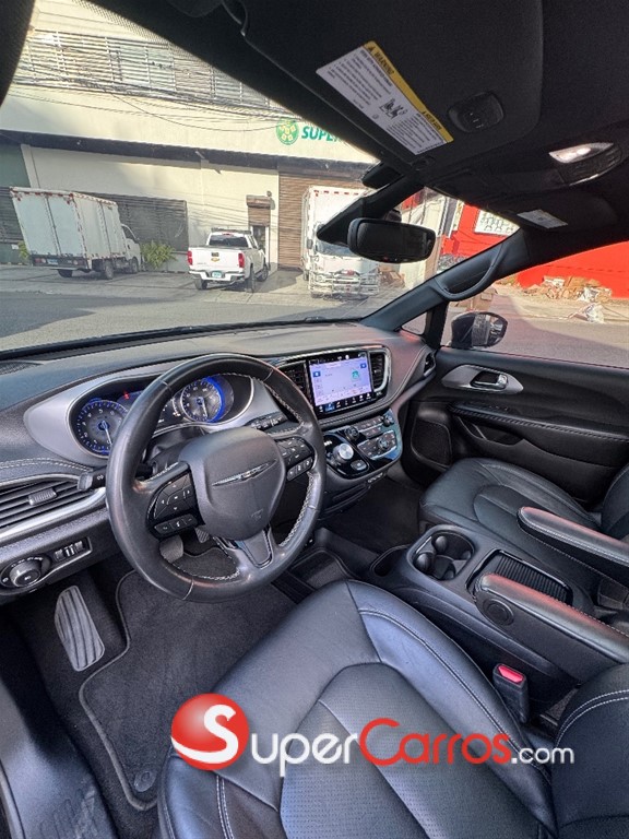2021 Chrysler Pacifica — foto 7 / 12