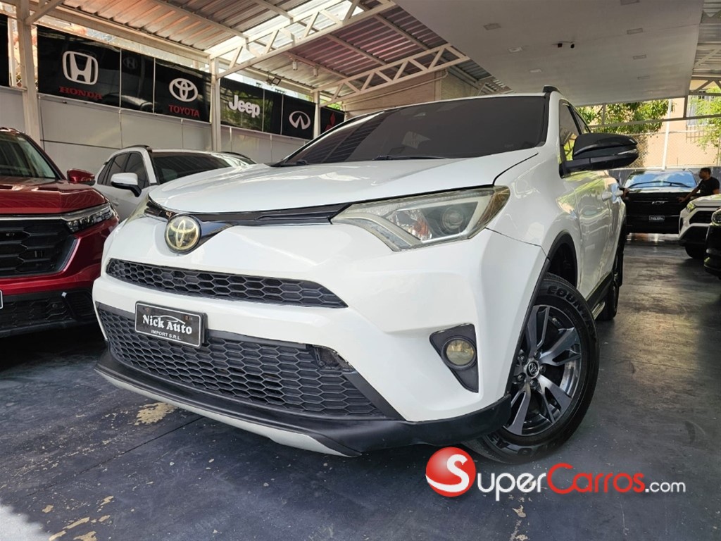 2018 Toyota RAV4 XLE