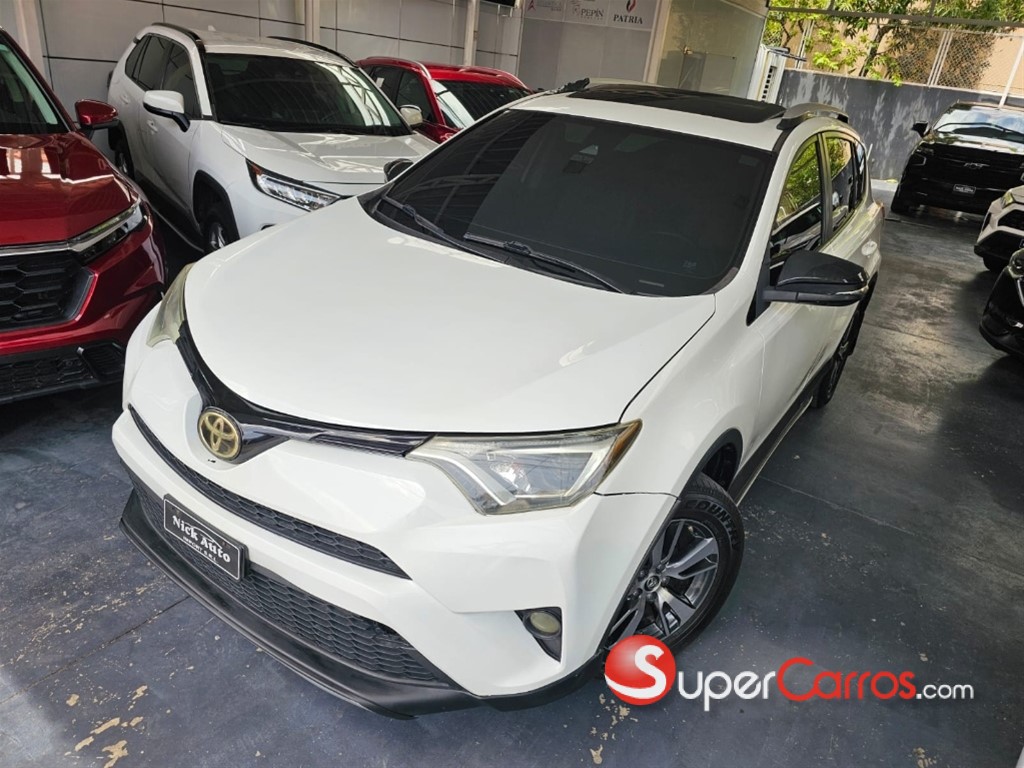 2018 Toyota RAV4 XLE — foto 5 / 12