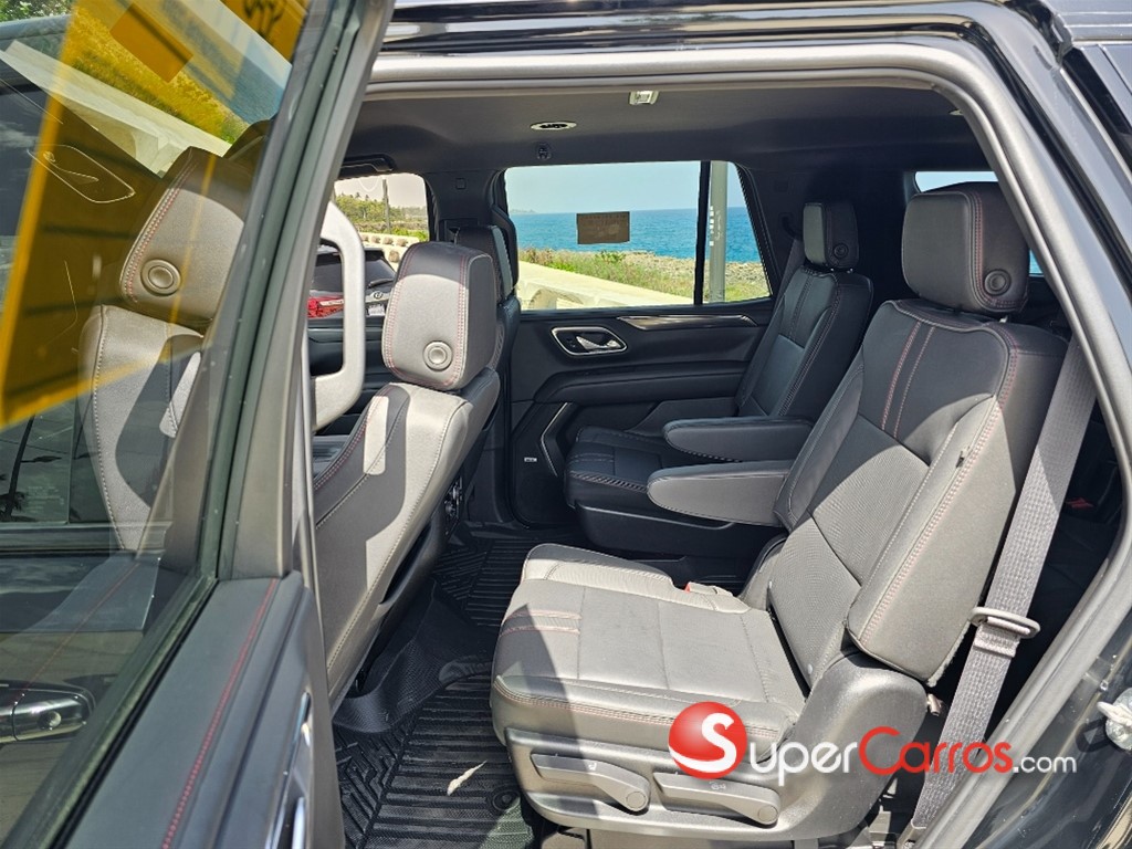 2023 Chevrolet Tahoe RST — foto 9 / 11