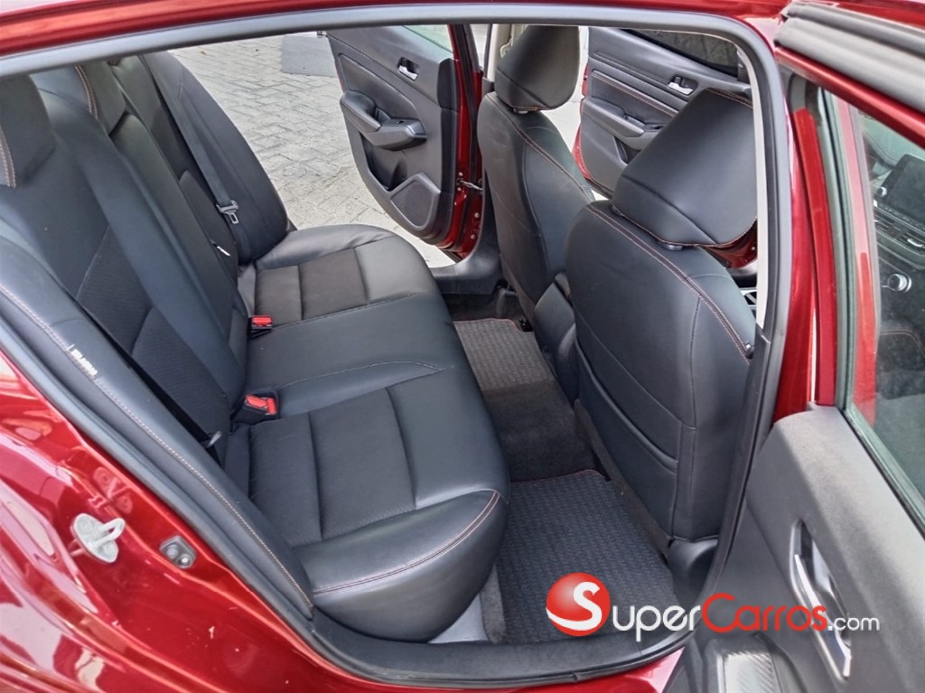 2022 Nissan Altima SR — foto 6 / 11