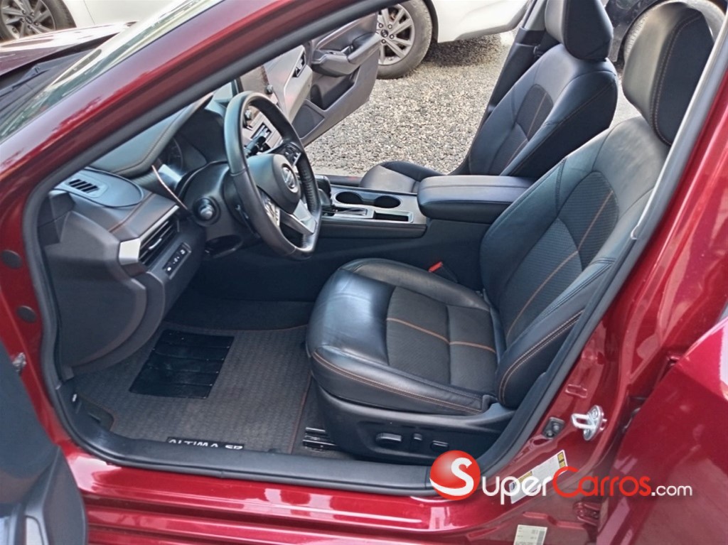 2022 Nissan Altima SR — foto 7 / 11