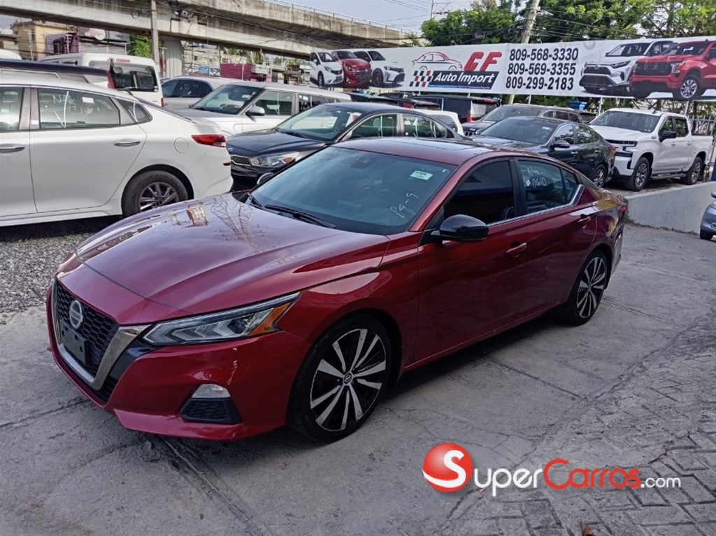 2022 Nissan Altima SR — foto 8 / 11