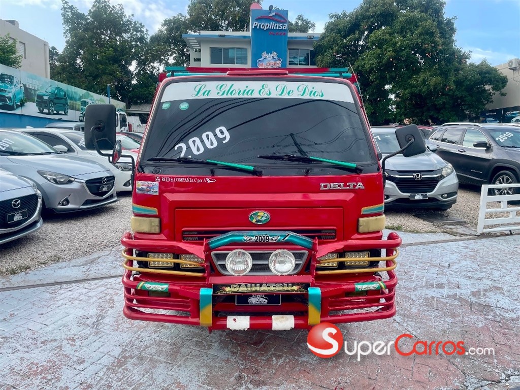 2009 Daihatsu Delta Cama Corta