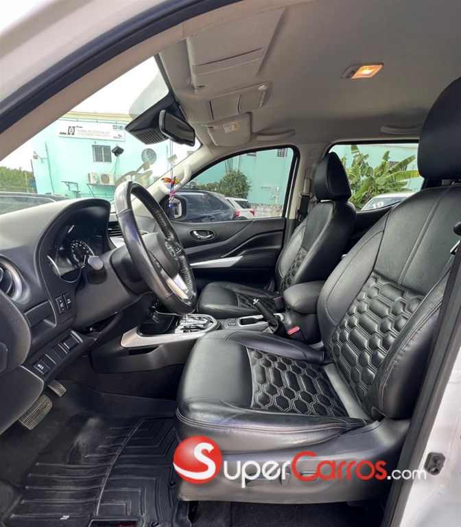2023 Nissan Frontier Pro-4X — foto 9 / 12