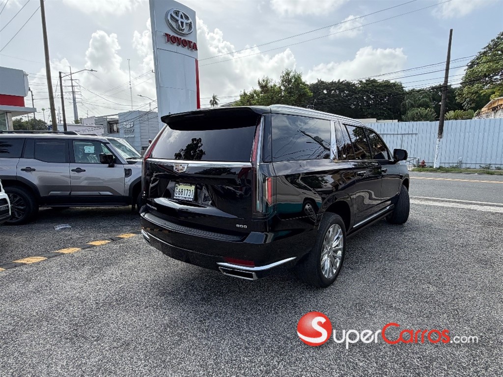 2023 Cadillac Escalade — foto 6 / 12