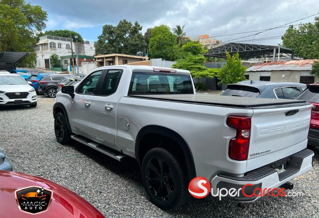 2020 Chevrolet Silverado 1500 — foto 2 / 10