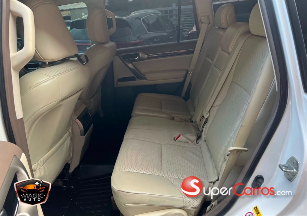 2010 Lexus GX 460 — foto 7 / 10