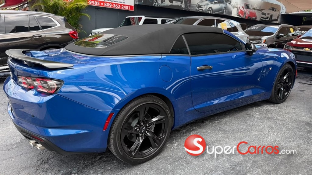 2022 Chevrolet Camaro RS — foto 10 / 12