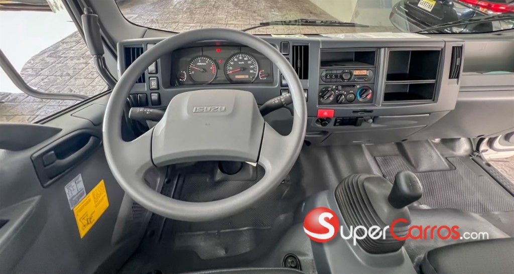2027 Isuzu REWARD — foto 8 / 12