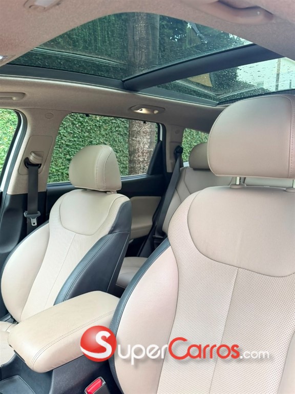 2020 Hyundai Santa Fe Limited — foto 11 / 12