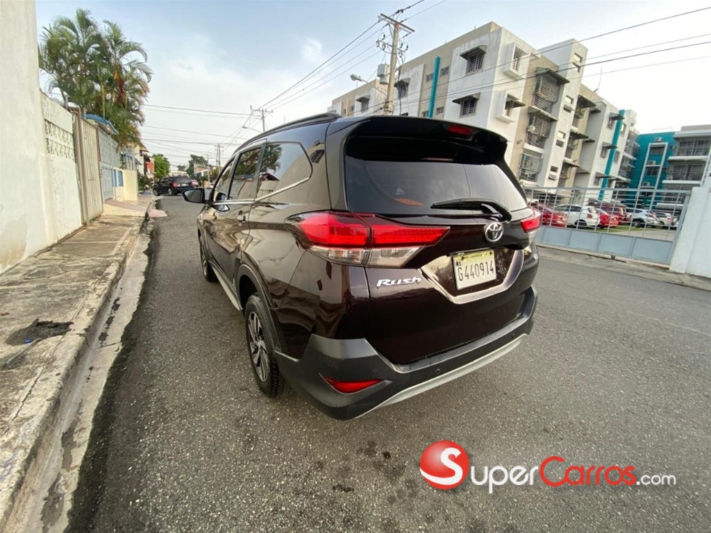 2019 Toyota Rush — foto 4 / 9