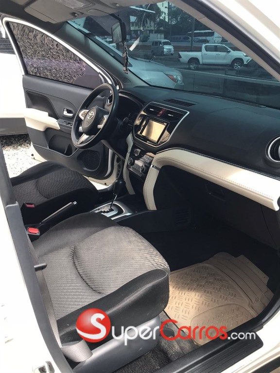 2019 Toyota Rush — foto 6 / 9