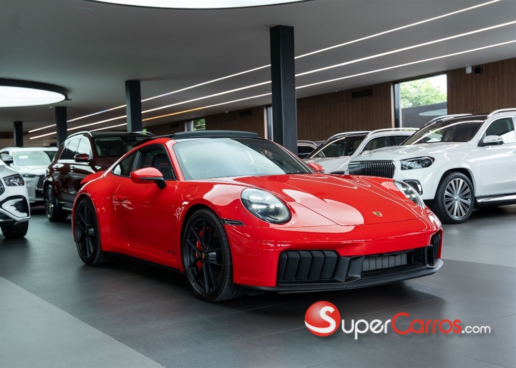 2026 Porsche 911 Carrera GTS — foto 10 / 12