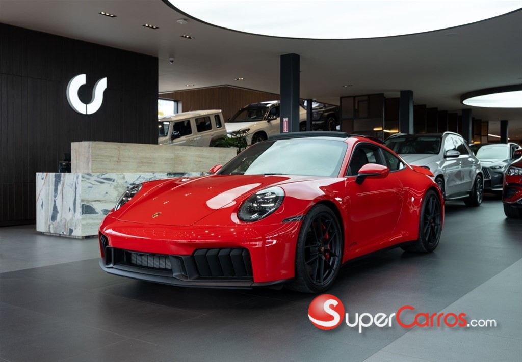 2026 Porsche 911 Carrera GTS — foto 12 / 12